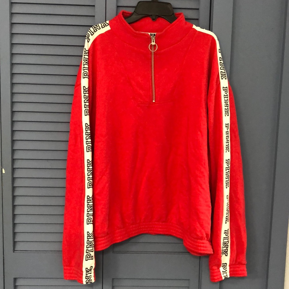 NWT- PINK VS Sweatshirt